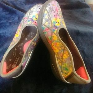 B ZEES Slip on Shoes